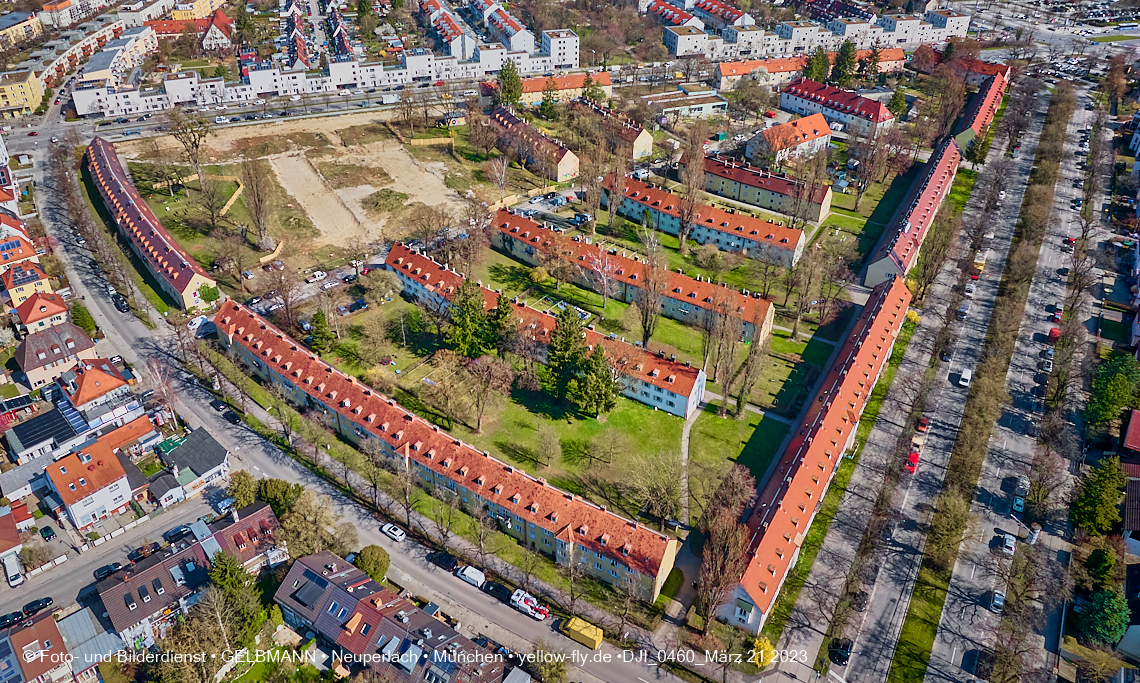 21.03.2023 - Luftbilder von der Baustelle Maikäfersiedlung in Berg am Laim